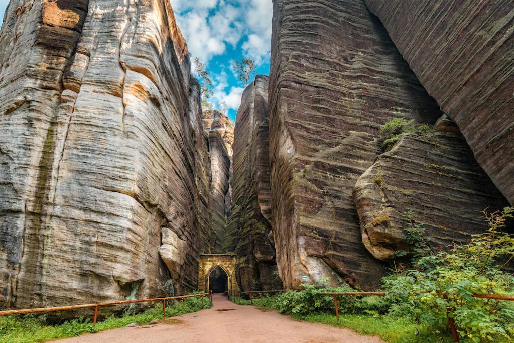 カミェンナ・グラ Domek U Karkonoszaヴィラ エクステリア 写真